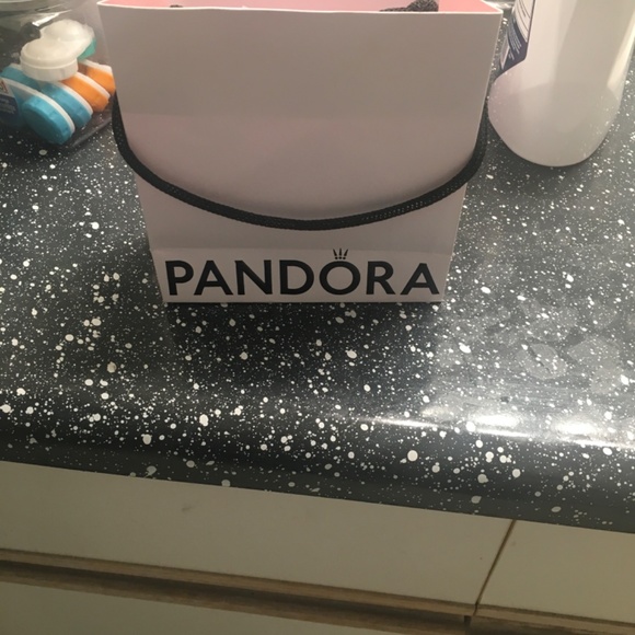 Authentic pandora bracelet - Picture 4 of 4